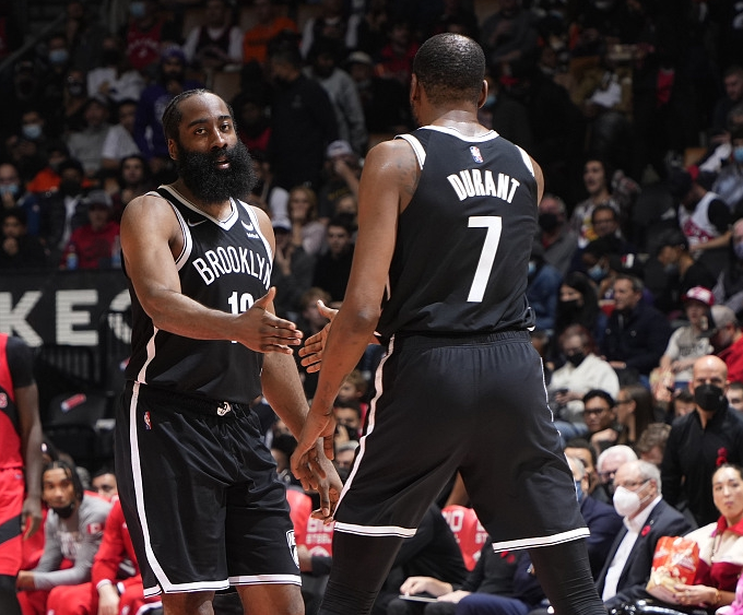  德罗赞40分生涯新高，公牛加时憾负篮网错失良机  